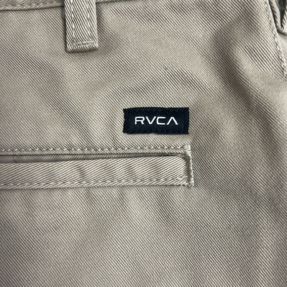 RVCA short - Picture 4 of 5
